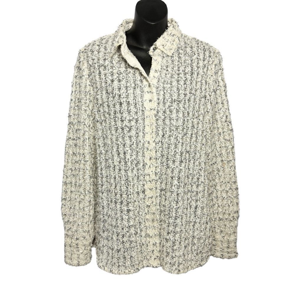 St. John Ivory Black Eyelash Knit Shacket Size 8 Quiet Luxury Capsule